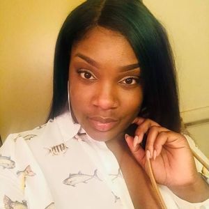 Meet your Posher, Kora